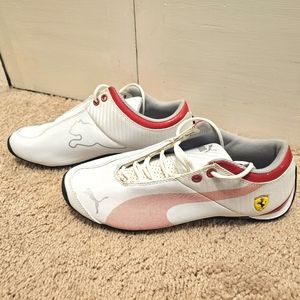 Puma White and Pink Tennis Shoes size 4